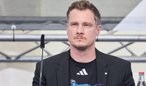 开云中文官网-前汉堡主席扬森：沃尔特马德比赛被嘘，就是典型的德国式反应