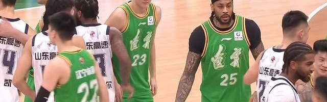 开云中文官网-送辽宁三连败，山东男篮苦战获胜 高诗岩14+5抢断赵继伟 打出士气