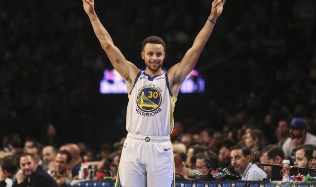 kaiyun-【观察】赛季首月颁奖典礼 库里MVP勇士获三大奖